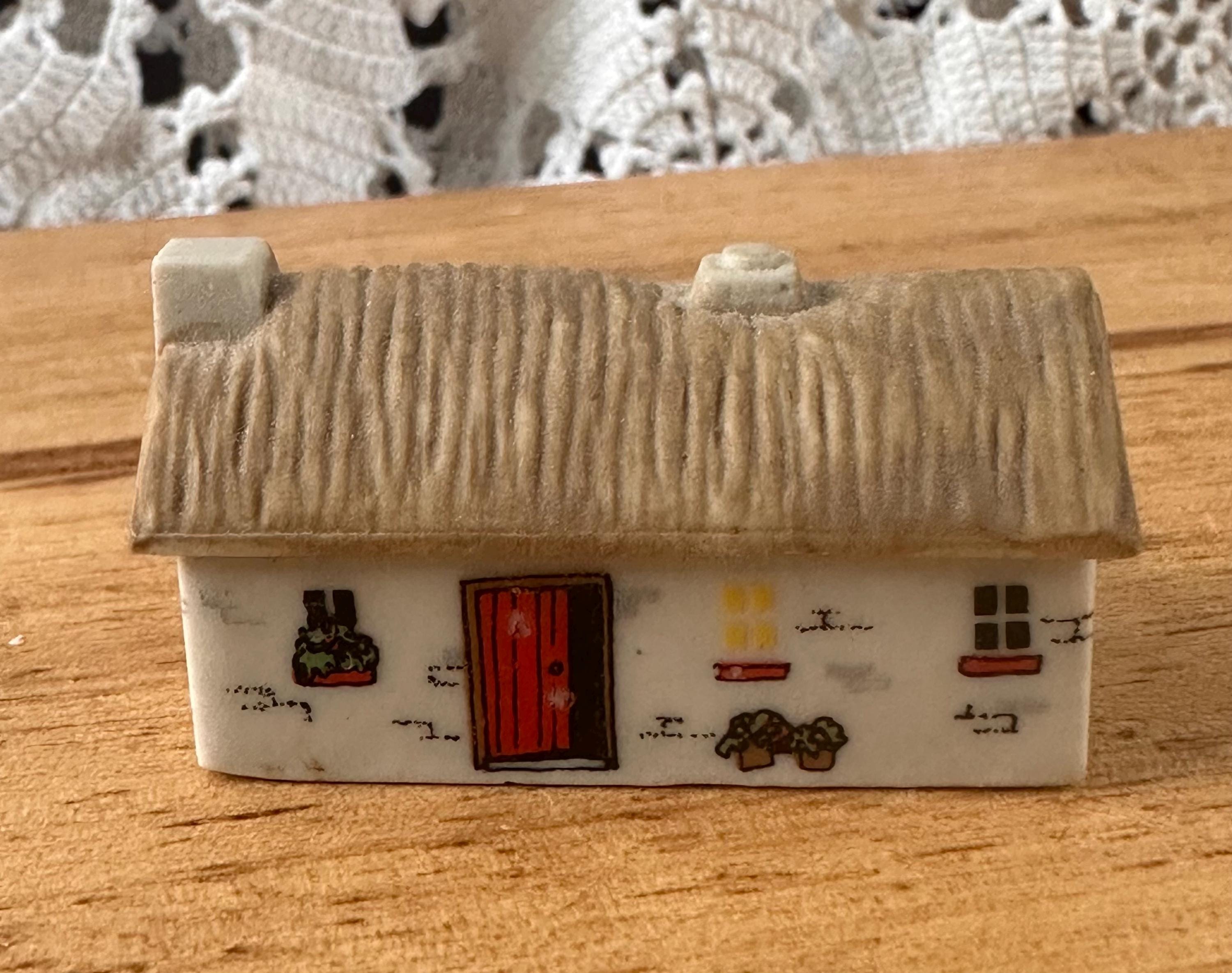 Irish Cottage Figurine - Etsy