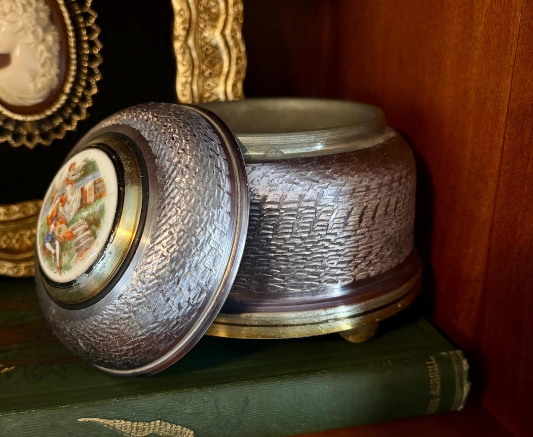 Powder Music Box 1930s Musical Powder Box - Etsy