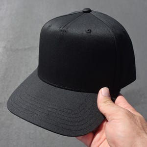 Gorras Trucker Vintage Exclusivas en Blanco - Raras combinaciones de dos tonos, camuflaje y colores lisos - La gorra perfecta para uso diario y personalización