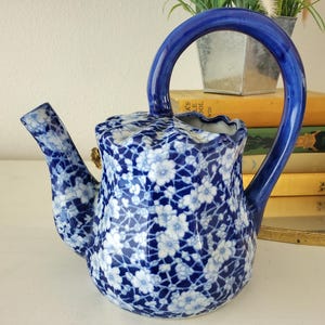 Vintage Ironstone Pitcher - Victoria Ware - Tea Pot - Tea Kettle - Flow Blue - Floral Ironstone - Old pottery