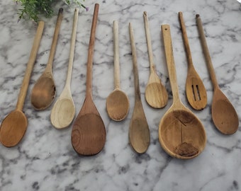 Set of 10 Vintage Wooden Spoons - Farmhouse decor - Autumn Essentials - Thanksgiving tablescape - wood spoon set - fall