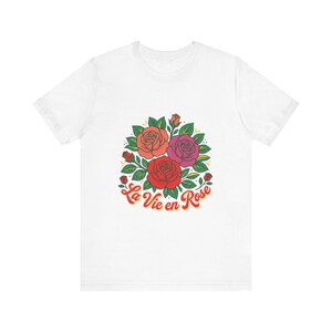 La Vie en Rose Roses Bouquet T-Shirt | Floral Script Tee
