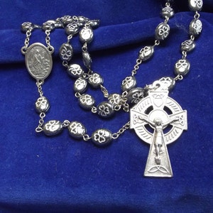 St. Patrick Dark Gray Shamrock Glass beads Catholic Rosary Handmade