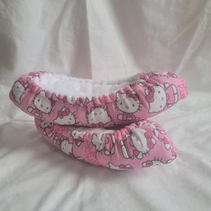 Figure Skate Soakers - Hello Kitty Pink!