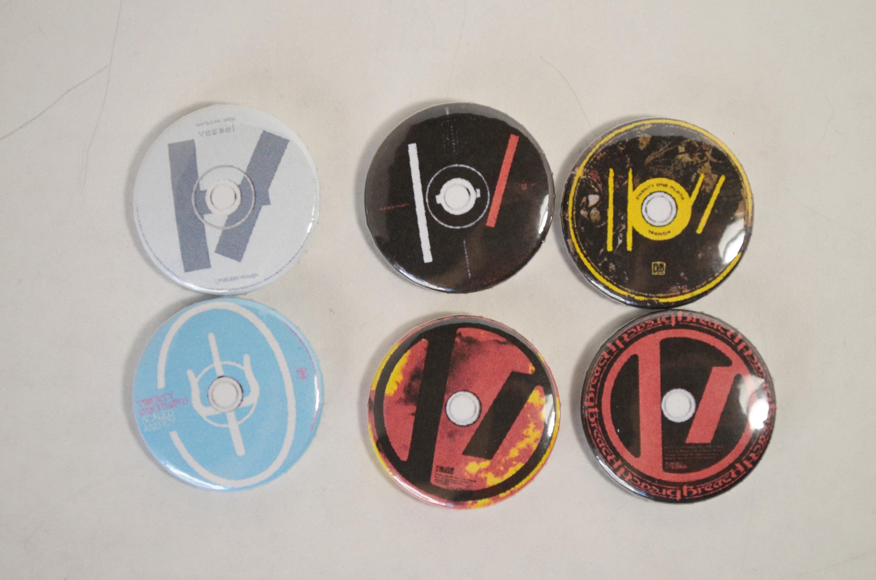 Twenty One Pilots - CD Buttons/pins - Etsy