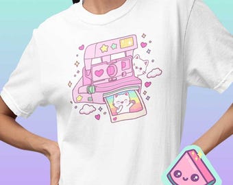 Camiseta Fairy Kei / Ropa Fairy Kei / Camiseta con estampado de gato y cámara kawaii / Camiseta pastel linda / Yume Kawaii