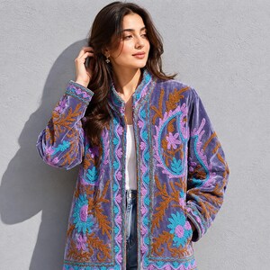 Blommönster, handgjord etnisk jacka, broderad jacka i vintagestil, bohemisk kappa,