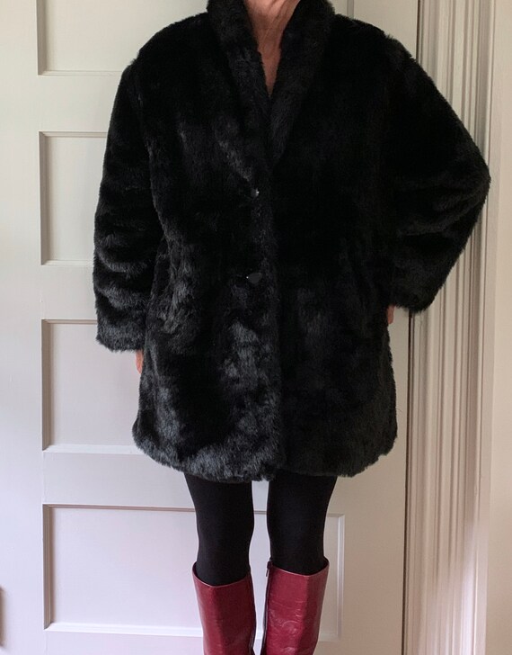 Vintage black faux fur coat/60s Mod plush faux fur