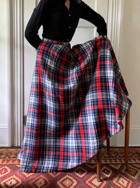 Tartan plaid maxi skirt/ Vintage maxi plaid skirt/