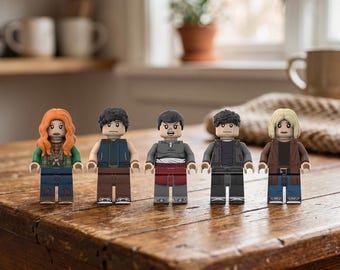 Stranger Things Minifigures Set - 5 Piece Building Block Figures Collection - Max Will Eleven Mike Robin