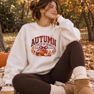 Autumn State of Mind Sweatshirt, Vintage Pumpkin Graphic Crewneck, Olive Green Fall Pullover