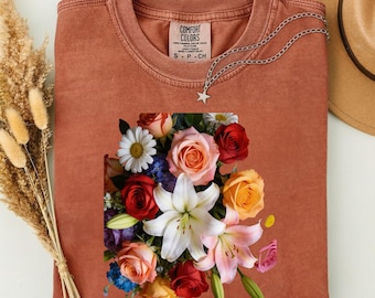 Comfort colors, Custom Birth Month Flower Bouquet Shirt, Mothers Day Gift for Mom, Personalized Grandma TShirt, Floral Grandmother Tee,Mama