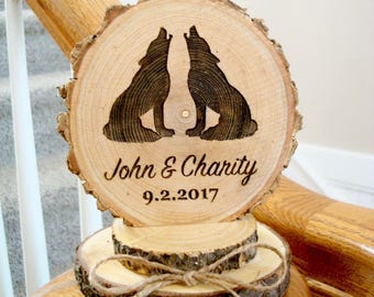 Wolf Cake Topper, Rustic Wedding Cake Topper, Wolves Cake Topper, Wood Cake Top, Engraved Cake Topper, Wood Slice Cake Topper, Barn Wedding