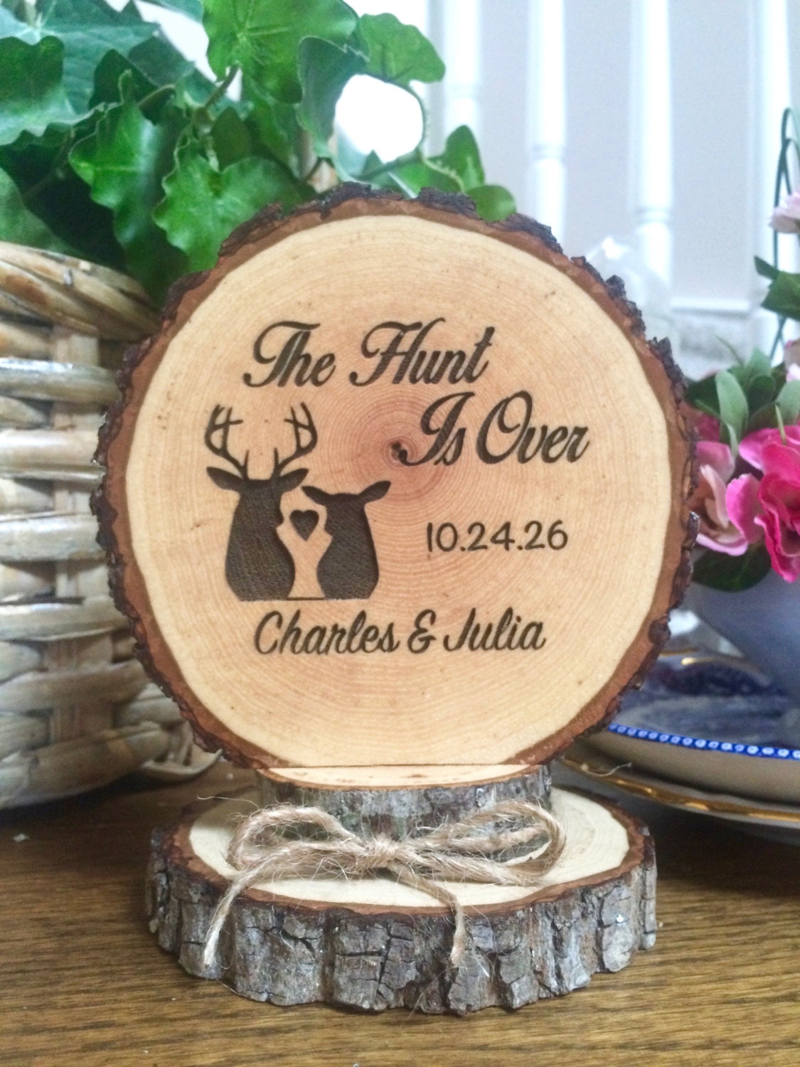 Adorno rústico para tarta de boda con pareja de ciervos: rebanada de madera  grabada, personalizada - Etsy México, image size:1125x1500