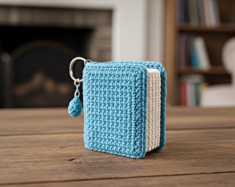Crochet Mini Book Keychain, Book Lover Gift, Beginner Friendly (PDF Pattern)