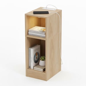 Puede incluir: Un juego de tres tazas de cerámica con un acabado moteado y mate. Las tazas son de color crema, gris claro y gris oscuro. Cada taza tiene un diseño simple y minimalista.