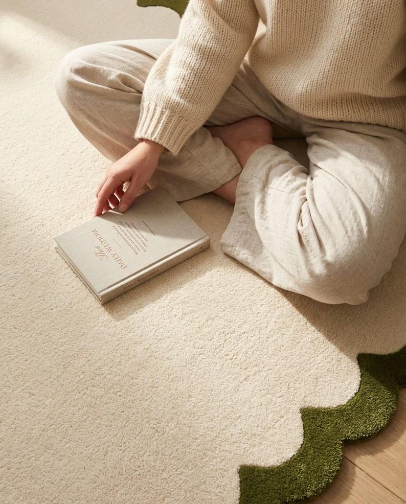Alfombra de lana tejida a mano con borde festoneado, borde verde oliva crema, decoración minimalista moderna para sala de estar. imagen 3