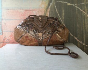 vintage 1980s beige and metallic woven leather crossbody handbag holiday Valentines gift small crossbody bag