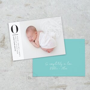 BA109 IMPRIMÉ Conception d’annonce de naissance - typographie simple nouvelle carte photo de bébé - style minimal moderne | statistiques de chute initiales inc. ENVELOPPES