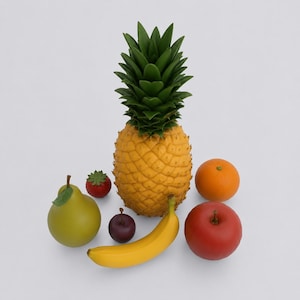 Puede incluir: Una colección de frutas variadas que incluye una piña amarilla grande con hojas verdes, una pera verde con tallo, una fresa roja, una ciruela pequeña de color púrpura oscuro, un plátano amarillo, una naranja redonda y una manzana roja lisa.