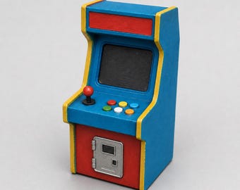 1:12 Retro Arcade Cabinet STL File, 3D Printable Miniature Game Machine Model for Dioramas and Displays