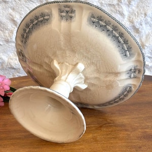Antique French Pedestal Cake Stand – 19th Century HB Choisy-le-Roi Compote Dish, Pâquerettes Pattern