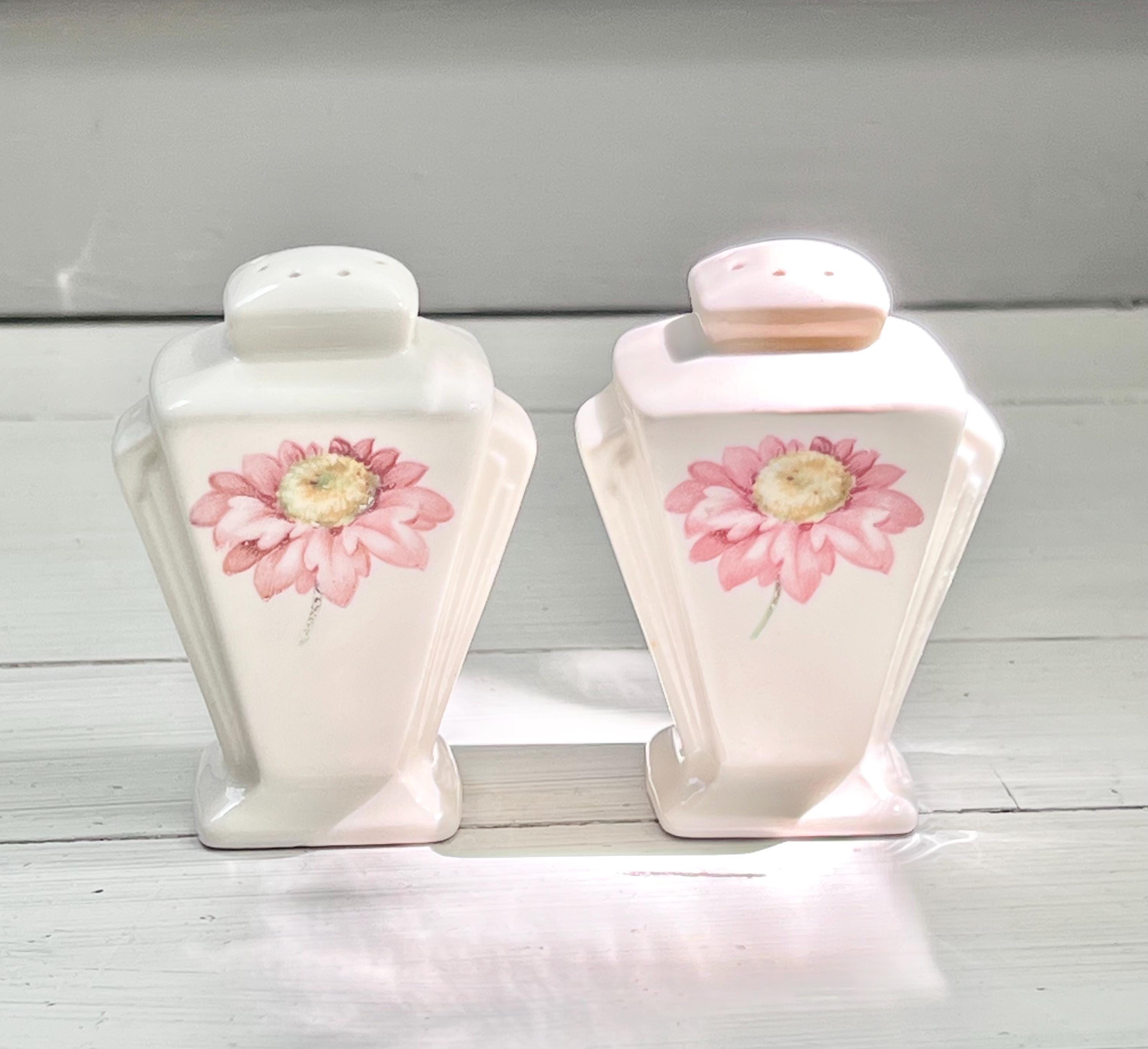 Art Deco Floral Salt + Pepper Shakers