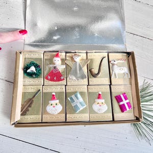 Midcentury Kitsch Noel Matches Set of 10