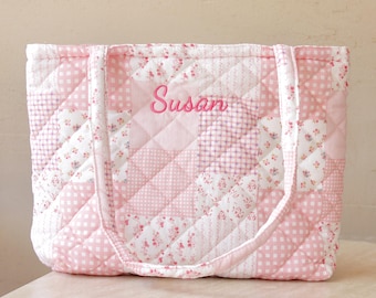 Custom Pink Floral Tote Bag,Embroidered Beach Bag,Quilted bag,Bridesmaid Gift Bags,Monogram Bag, Bachelorette Party Bag,Bridesmaid Proposal