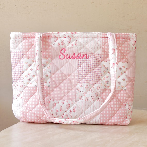 Custom Pink Floral Tote Bag,Embroidered Beach Bag,Quilted bag,Bridesmaid Gift Bags,Monogram Bag, Bachelorette Party Bag,Bridesmaid Proposal
