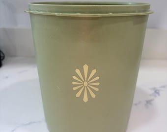 Vintage Tupperware no lid Green Sunburst Canister 807-3 Mid Century Modern