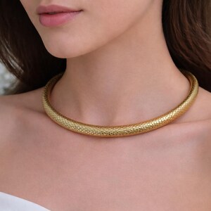 Gold Snake Texture Torque Necklace, Gold Collar Necklace, Minimalist Gold Choker, Statement Collar Jewelry, Open Torque Necklace