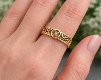 Pierścionek z aniołem, Złoty pierścionek z aniołem, Pierścionek z aniołem, Pierścionek w stylu vintage, Biżuteria religijna, Pierścionek z aniołem stróżem, Dar duchowy, Damski pierścionek z obrączką