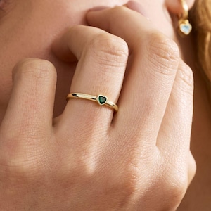 Custom Birthstone Dainty Heart Ring, 14K Gold Birthstone Stackable Ring, Elegant Heart Ring, Women Ring, Personalised Gift for Her