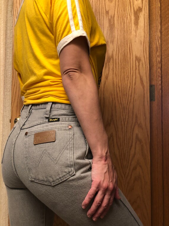 cowgirls in wrangler jeans