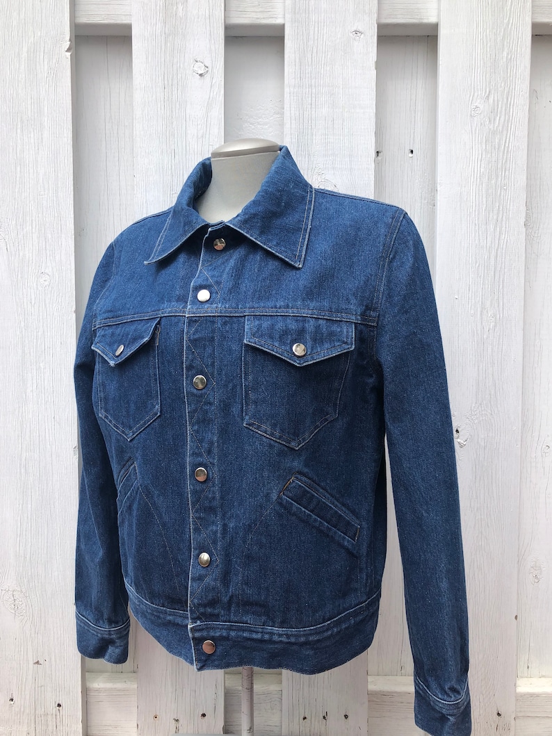vintage denim jacket snap front cowgirl cowboy western unisex size medium size large 1950s 1960s rockabilly jean jacket workwear