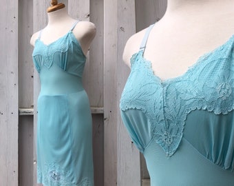 50’s slip dress robins egg blue nylon slip lace appliqué boudoir burlesque pin up lingerie vintage lounge wear 38 bust