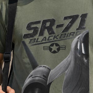 SR-71ブラックバードTシャツ、スパイ飛行機Tシャツ、ヴィンテージ航空ギフト、軍用機Tシャツ