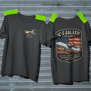 Maglietta C-5 Galaxy, maglietta da trasporto pesante USAF, stampa di trasporto aereo strategico, regalo per appassionati di aviazione immagine 3