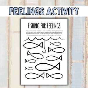 Puede incluir: Hoja de trabajo imprimible en blanco y negro con el título "Pescando sentimientos". La hoja de trabajo tiene una caña de pescar con un anzuelo y varios contornos de peces para que los niños puedan escribir sus sentimientos.