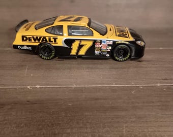 Vintage Matt Kenseth DeWalt #17 Nasscar Die Cast Car 2003 Team Calibre