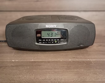 ビンテージ ソニー製 ICF-CD820 AM/FM アラームクロック CDプレーヤー付き 動作確認済み