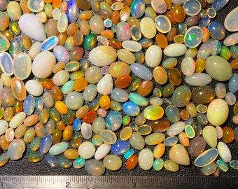 5 carats of opal cabochons scooped from lot - Welo opal from Ethiopia - natural, up to 2 carat sizes