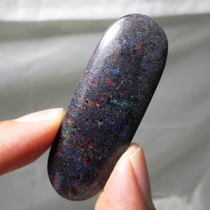 Andamooka matrix opal cabochon - 50.4 carats - Australia