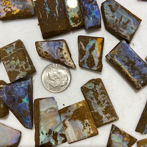 1 piece Boulder opal rough picked from lot - up to 30 carat sizes and 3 cm across - natural Australian boulder opal - Australia