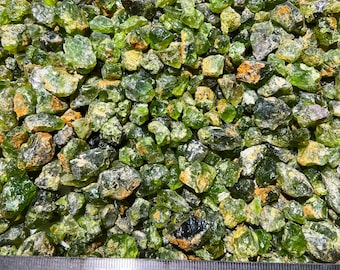 100 carats of rough Arizona Peridot picked from lot - Peridot Mesa - Olivine forsterite - sourced from tribal member San Carlos