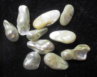 Lot of 10 Baroque cultured freshwater pearls - 8.6 grams