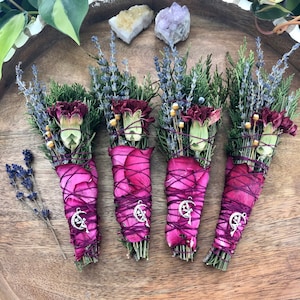 JUNIPER, CEDAR, & LAVENDER Herbal Smoke Cleansing Stick w/ Rose Petals and Carnations, Smudge Stick Sage Alternative Cleansers, Dried Floral