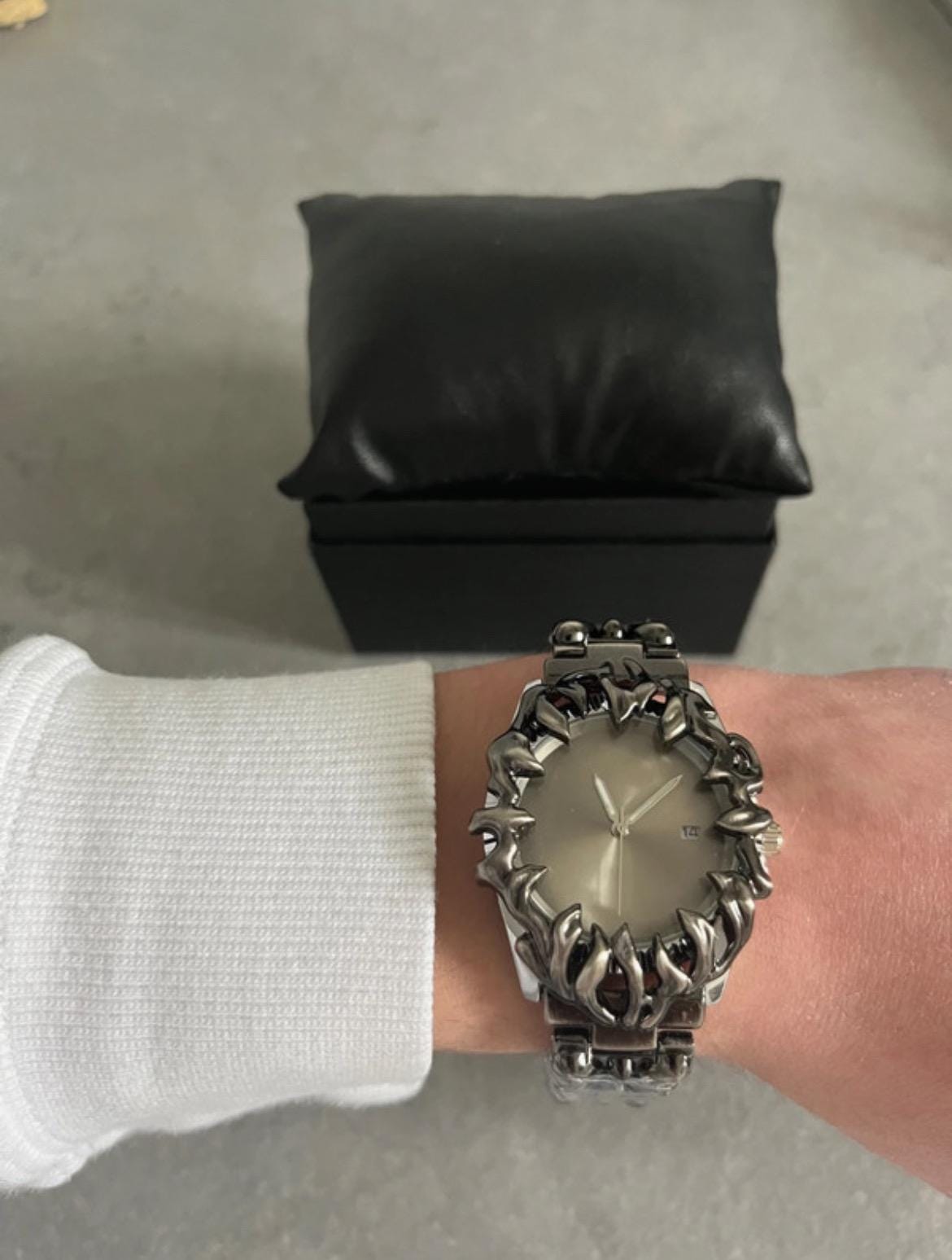 Y2K Gothic Metal Watch, Futuristic Spike Opium Style Timepiece