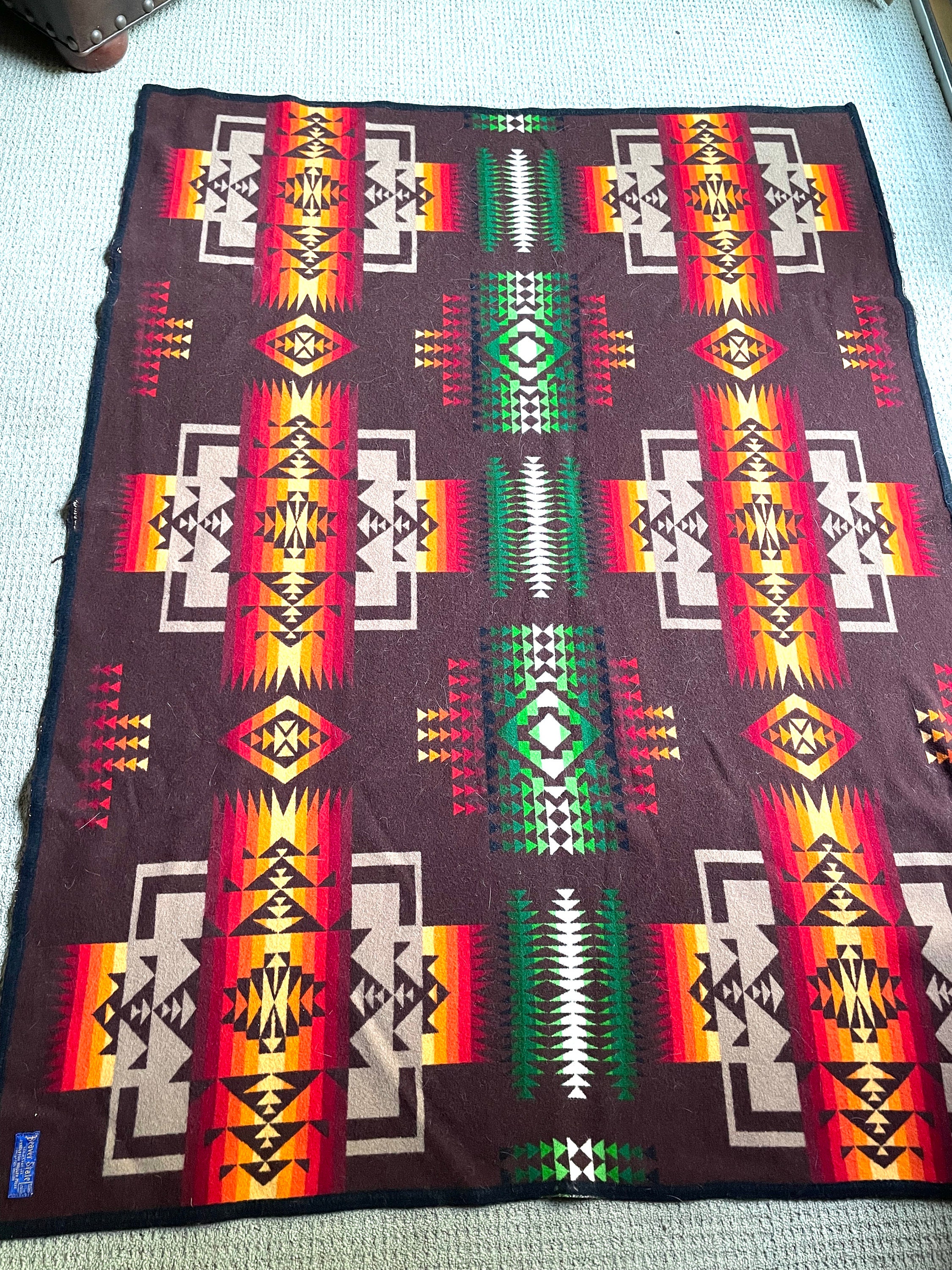 Vintage 49x67 Beaver State Blanket PENDLETON Wool Aztec Southwest